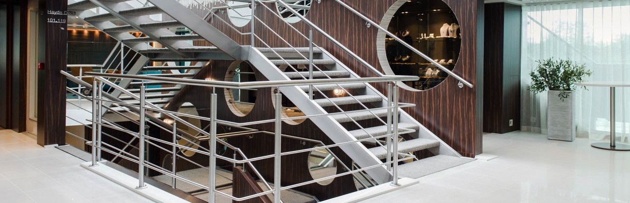 Amadeus Queen Staircase
