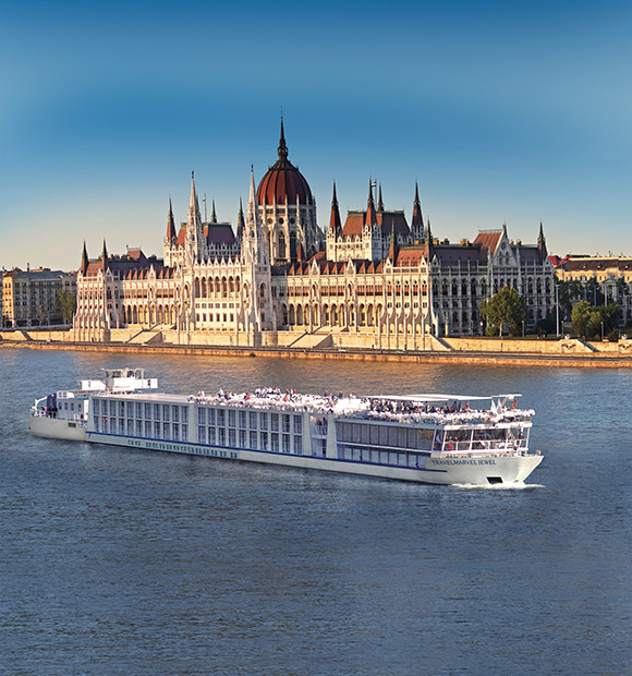 APT River Cruises | RiverVoyages.com