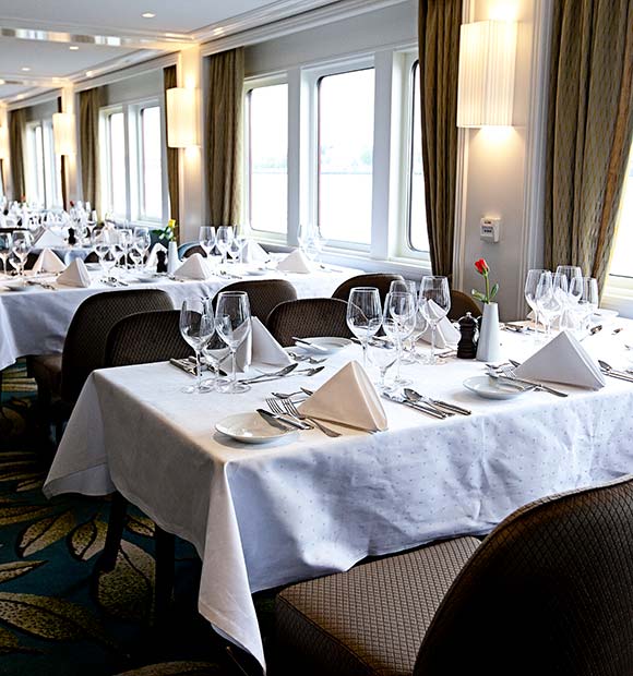 Riviera William Shakespeare Restaurant