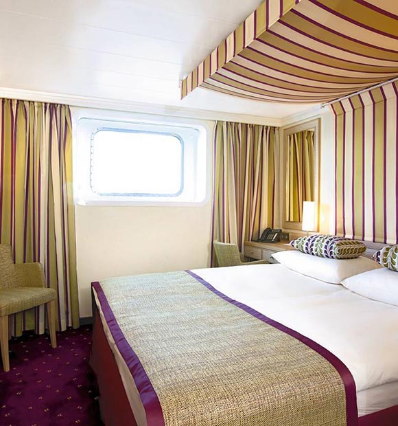 Shearings MS A Rosa Flora Stateroom