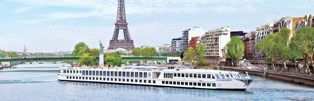 Uniworld Baroness in Paris